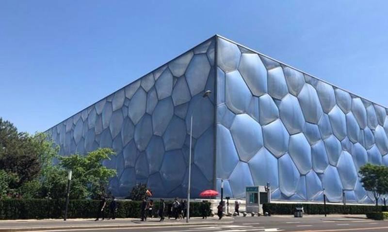 單層ETFE膜結構與氣枕ETFE膜結構有什么區別？ETFE膜結構經典案例有哪些？