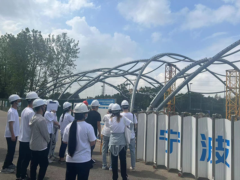 萬豪空間結(jié)構(gòu)員工到寧波諾丁漢大學(xué)室外運(yùn)動(dòng)膜結(jié)構(gòu)項(xiàng)目學(xué)習(xí)交流 萬豪空間結(jié)構(gòu)員工到寧波諾丁漢大學(xué)室外運(yùn)動(dòng)膜結(jié)構(gòu)項(xiàng)目學(xué)習(xí)交流