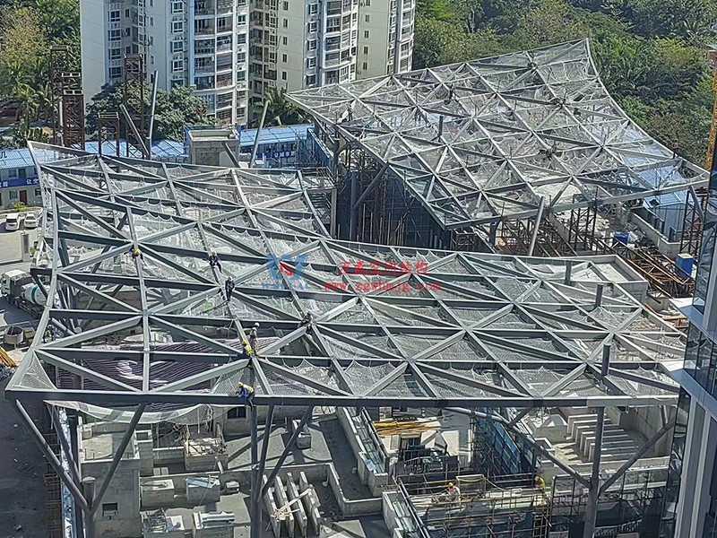 中交海南總部基地項目三標(biāo)段幕墻及欄桿工程最新施工進度 中交海南總部基地項目三標(biāo)段幕墻及欄桿工程最新施工進度