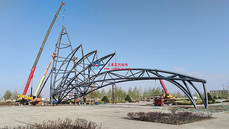 芳菲四月,共鑒美好!陜西定邊馬蓮灘沙漠公園鋼膜結(jié)構(gòu)工程最新進(jìn)展播報(bào) 芳菲四月,共鑒美好!陜西定邊馬蓮灘沙漠公園鋼膜結(jié)構(gòu)工程最新進(jìn)展播報(bào)