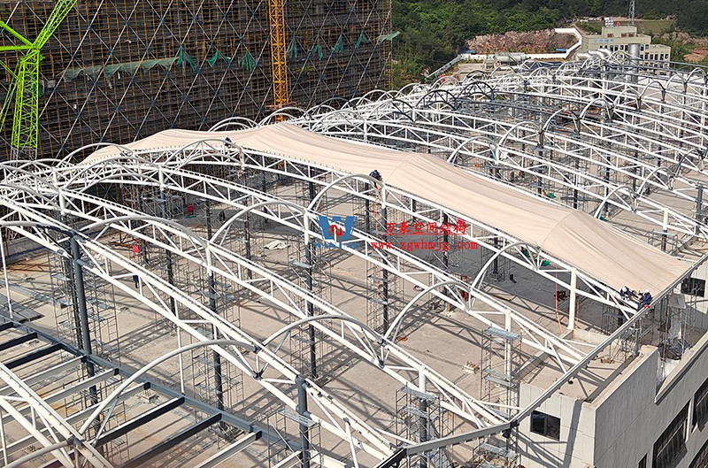 勞動最光榮,致敬一線工作者! 勞動最光榮,致敬一線工作者!