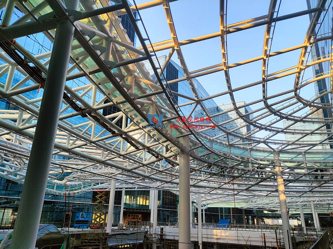 博多森谷項目中庭鋼膜結構工程