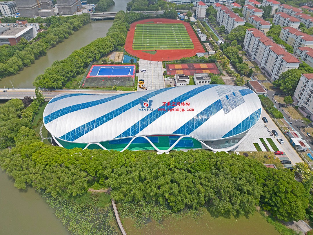 上海工程技術大學松江校區風雨操場ETFE膜結構項目