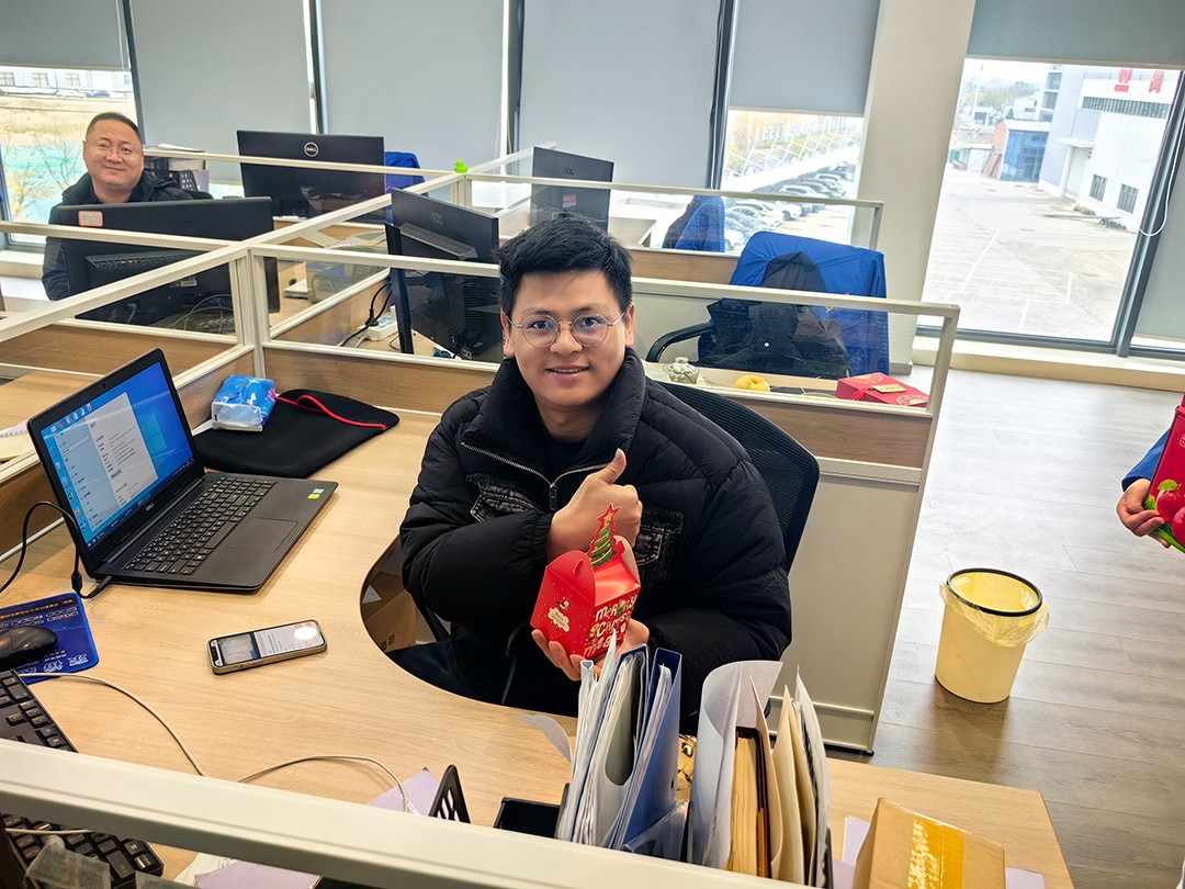 關愛員工，愛在萬豪|暖心平安夜，傳遞“蘋”安幸福