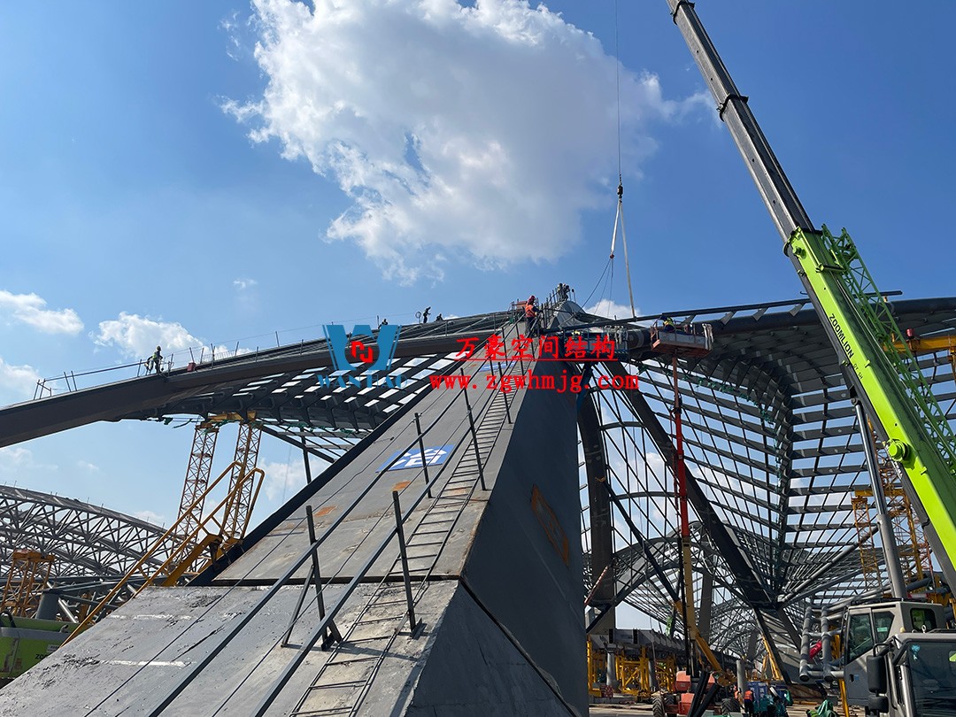 鄭州中原高鐵港數字展貿城鋼結構項目 鄭州中原高鐵港數字展貿城鋼結構項目