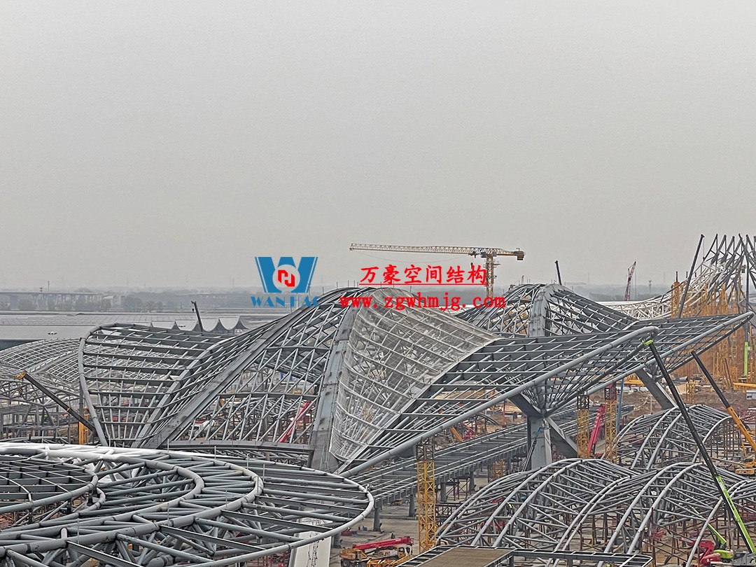 鄭州中原高鐵港數字展貿城鋼結構項目 鄭州中原高鐵港數字展貿城鋼結構項目
