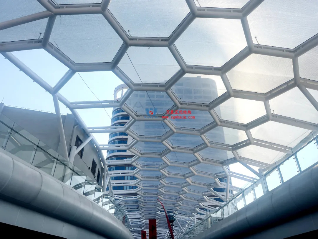 廣州茂名總匯天街商業街ETFE膜結構 廣州茂名總匯天街商業街ETFE膜結構