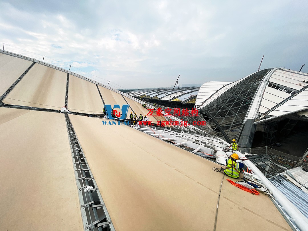 鄭州中原高鐵港數字展貿城ETFE膜結構 PTFE膜結構項目