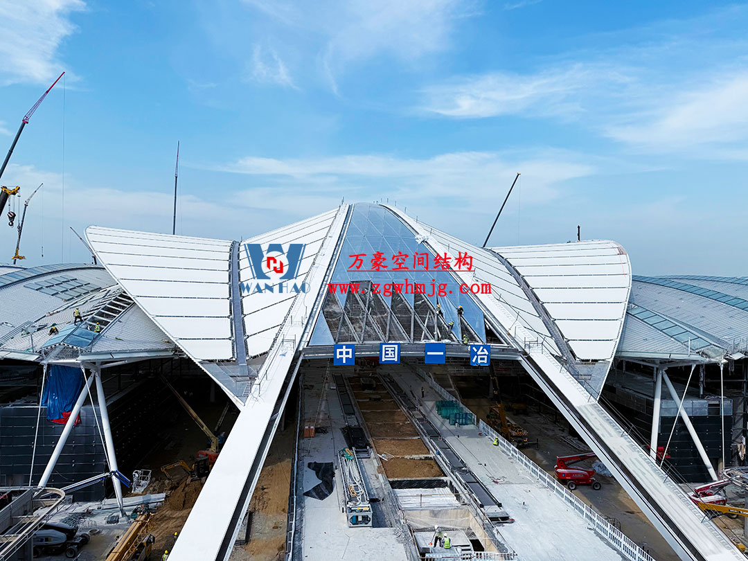 鄭州中原高鐵港數(shù)字展貿(mào)城ETFE PTFE膜結(jié)構(gòu)項(xiàng)目 鄭州中原高鐵港數(shù)字展貿(mào)城ETFE PTFE膜結(jié)構(gòu)項(xiàng)目