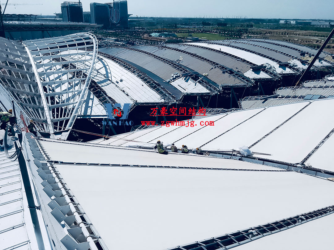 鄭州中原高鐵港數(shù)字展貿(mào)城ETFE PTFE膜結(jié)構(gòu)項(xiàng)目 鄭州中原高鐵港數(shù)字展貿(mào)城ETFE PTFE膜結(jié)構(gòu)項(xiàng)目