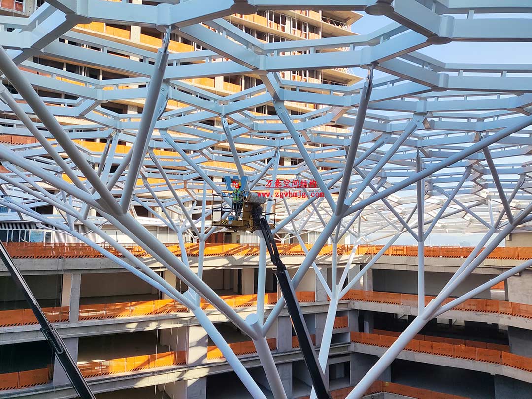 安吉云安里ETFE氣枕商業天幕圓滿完工