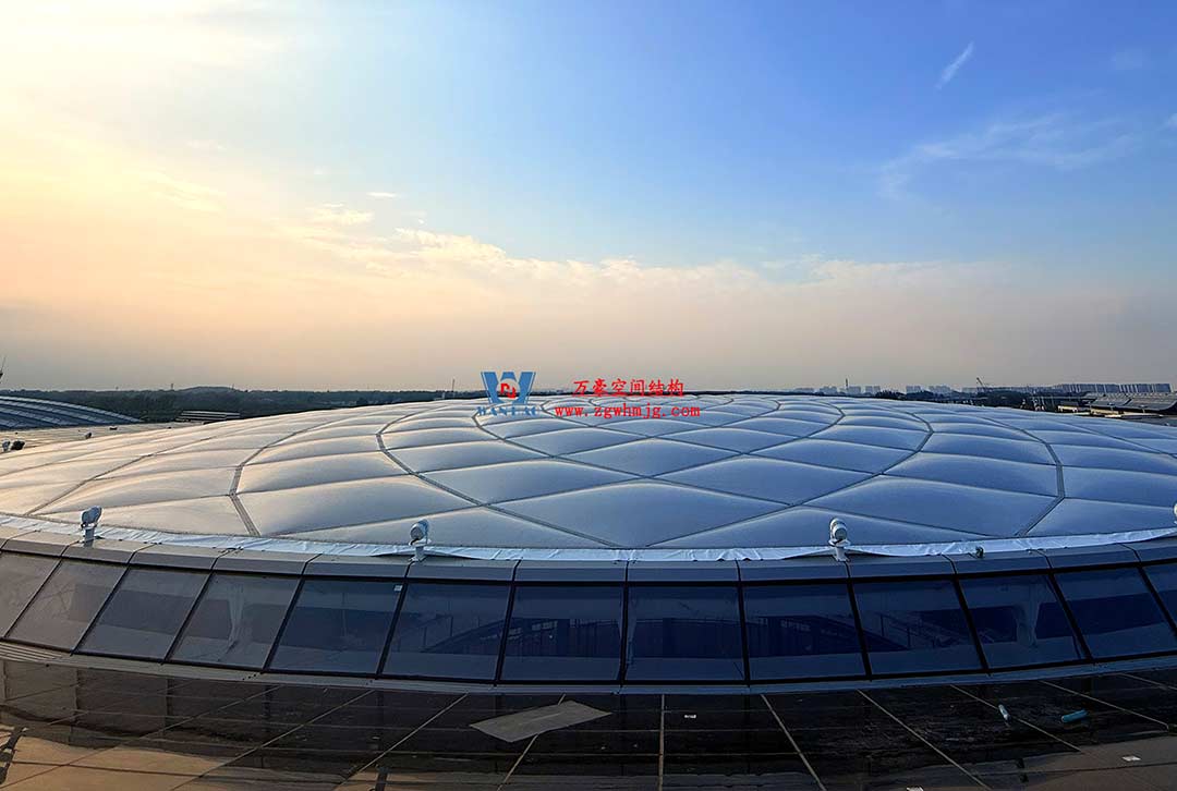 鄭州中原高鐵港數(shù)字展貿(mào)城ETFE PTFE膜結(jié)構(gòu)項(xiàng)目 鄭州中原高鐵港數(shù)字展貿(mào)城ETFE PTFE膜結(jié)構(gòu)項(xiàng)目