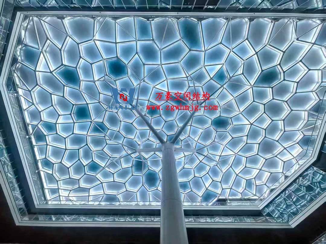 安吉縣昌碩小區(qū)地塊房產(chǎn)開發(fā)項(xiàng)目ETFE天幕