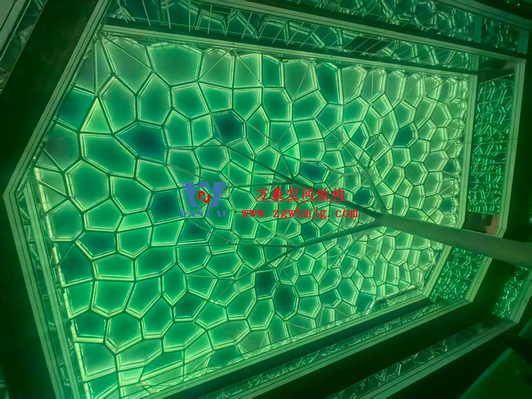 安吉縣昌碩小區(qū)地塊房產(chǎn)開發(fā)項目鋼結(jié)構(gòu)天幕工程