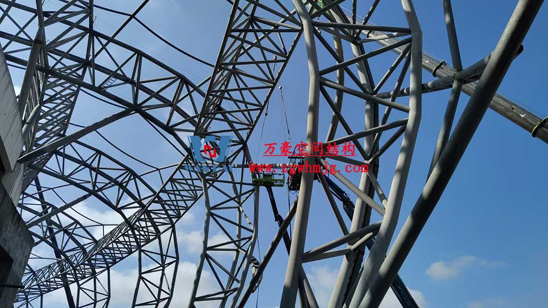 瑞麗國際文體中心建設項目體育場鋼結構工程
