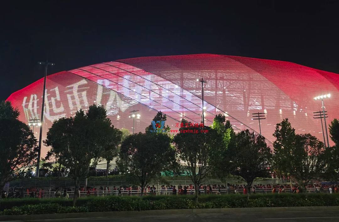 2026 中超球場巡禮?重慶篇｜身披 ETFE「科技薄紗」，龍興足球場點亮山城足球新未來！