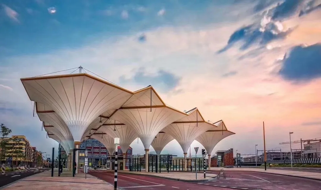 “棚”和“篷”，怎么區分？