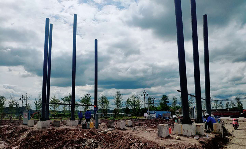 四川南充電影學院景觀膜結構工程立柱安裝完畢