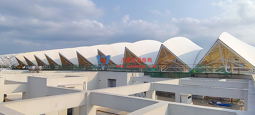 施工加速，這個PTFE膜結構天幕即將完工！